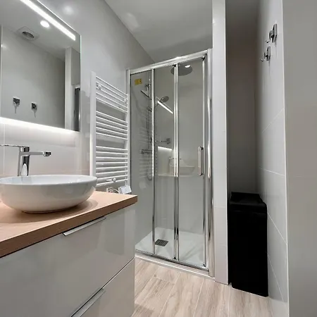 Lumineux 2 Pieces, Coeur De Saint-jean-de-luz, Proche Et Commerces, Avec Wifi - Fr-1-239-1002 * Saint-Jean-de-Luz